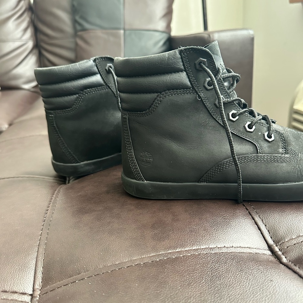 Timberland Dausette Sneaker Boots - Black Nubuck (Women’s 7.5) - Picture 4 of 10
